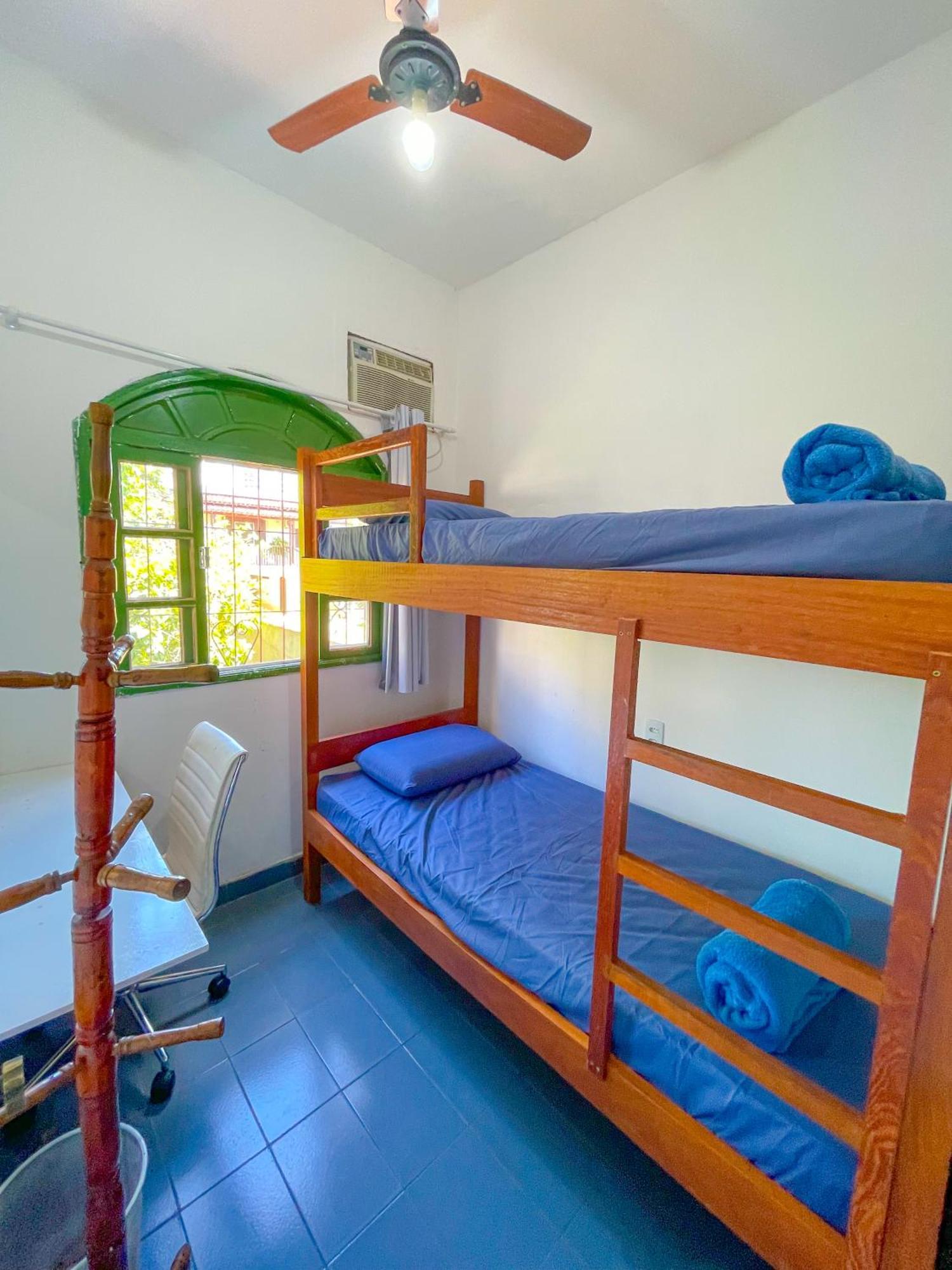 Onca Da Praia Hostel Віторія Екстер'єр фото